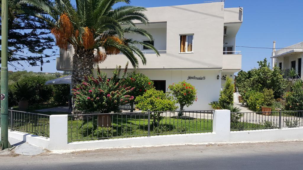Mastorakis Hotel And Studios แอร์ซอนิสซอส ภายนอก รูปภาพ