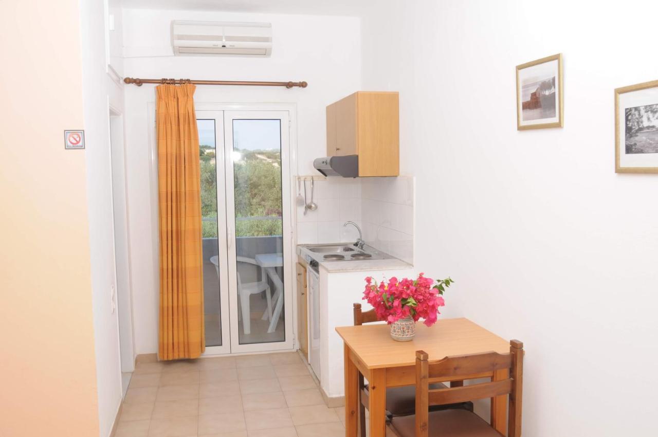 Mastorakis Hotel And Studios แอร์ซอนิสซอส ภายนอก รูปภาพ