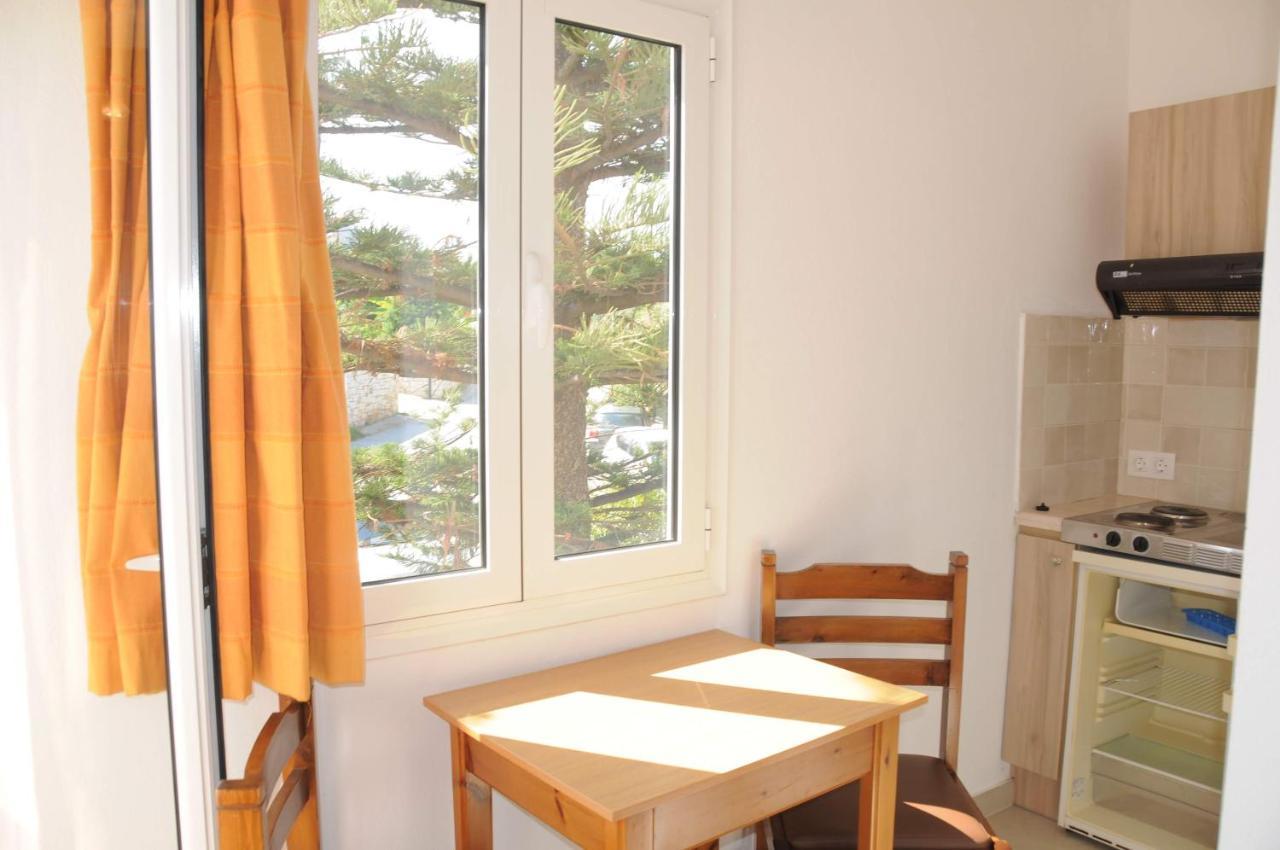 Mastorakis Hotel And Studios แอร์ซอนิสซอส ภายนอก รูปภาพ