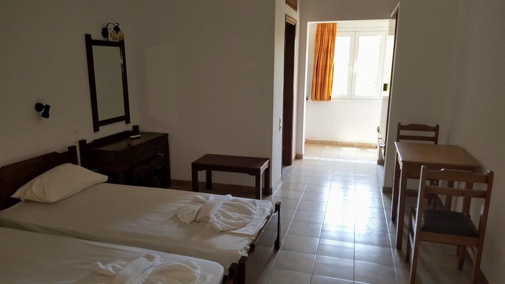 Mastorakis Hotel And Studios แอร์ซอนิสซอส ภายนอก รูปภาพ