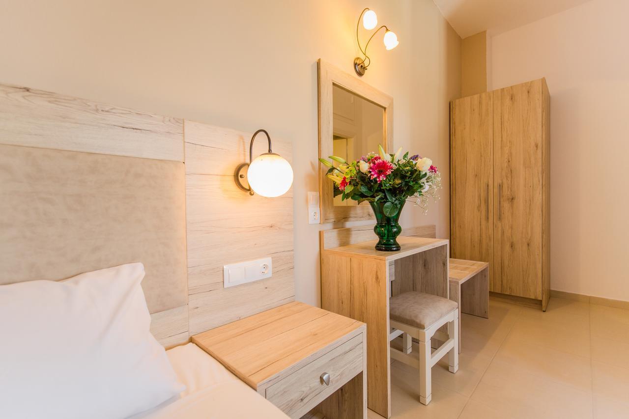 Mastorakis Hotel And Studios แอร์ซอนิสซอส ภายนอก รูปภาพ